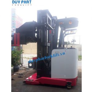 Xe nâng điện di chuyển trong lối đi hẹp TOYOTA 2RFBA10