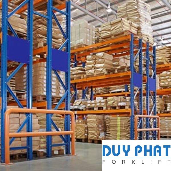 Chuyển đổi kệ selective thành kệ radio pallet shuttle 2 Kệ hàng Selective được ứng dụng trong nhiều kho hàng