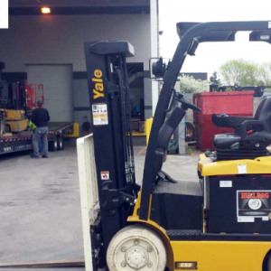 Xe nâng điện Yale 2 tấn