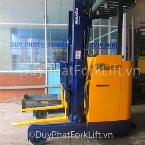 Xe Nâng Điện Komatsu 1,5 tấn, nâng cao 4,3 mét, đứng lái (Nhật Bản)