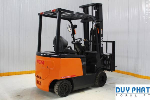 Lựa chọn xe nâng dựa vào tải trọng và độ cao nâng