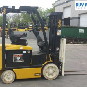 Xe nâng điện Yale 1.361 tấn