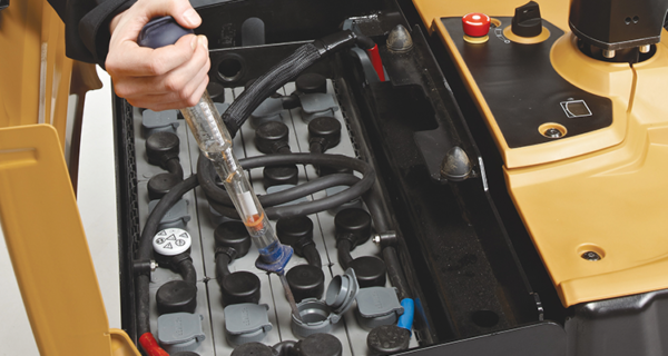 nuoc-cat-xe-nang-hang