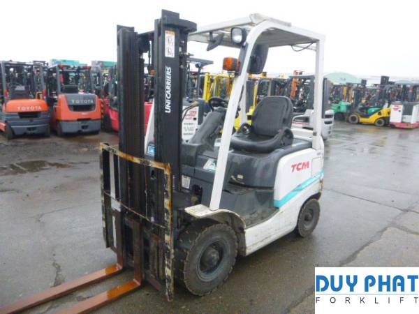 Hướng dẫn làm sạch xe nâng đúng cách