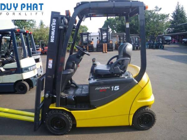 Kiểm tra và vệ sinh xe nâng thường xuyên giúp gia tăng độ bền của xe