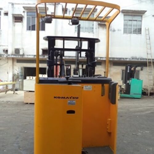 Xe nâng điện đứng lái Komatsu FB15RS-14