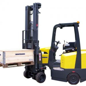 Xe nâng VNA có khớp nối được thiết kế nhỏ gọn, tiện lợi