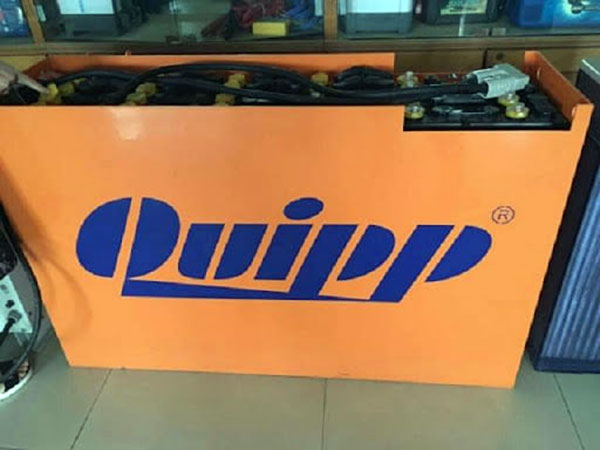 Bình điện QUIPP