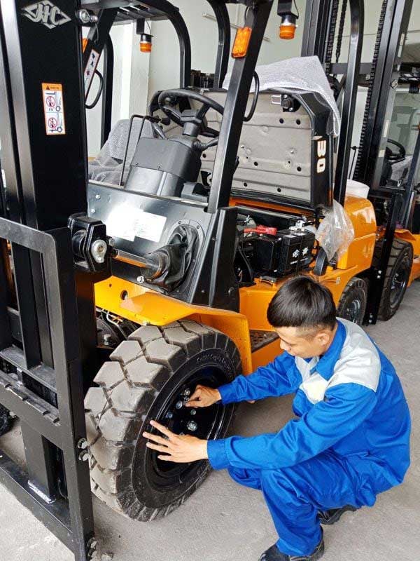 Sửa chữa xe nâng tại Đà Nẵng giá rẻ