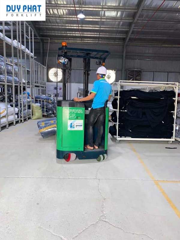 Dịch vụ sửa chữa xe nâng tại TPHCM nhanh chóng, chuyên nghiệp