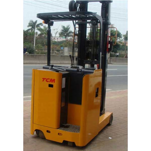 Đối tác cho thuê xe nâng hàng uy tín