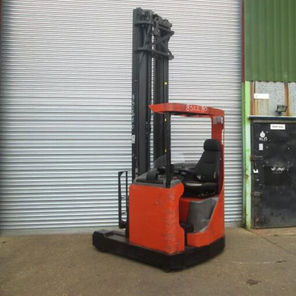 Xe Nâng Điện cũ BT 2 tấn, nâng cao 9.5 mét, ngồi lái (Thụy Điển)