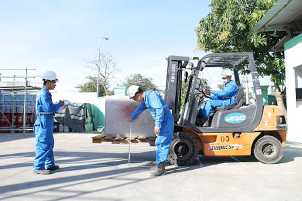 Dịch vụ sửa chữa xe nâng Hải Phòng uy tín