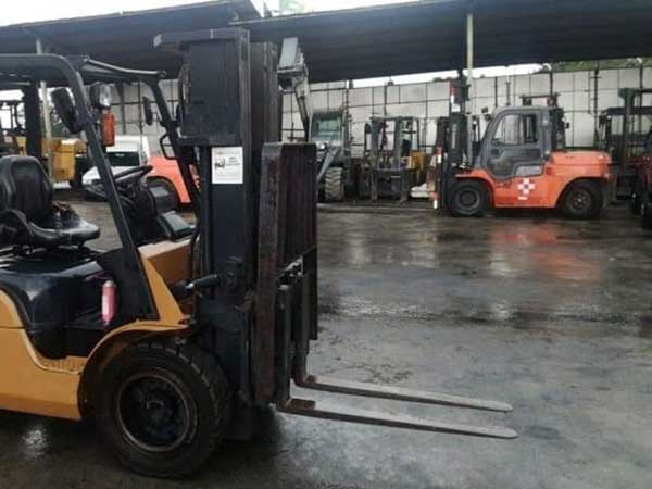 Cung cấp phụ tùng xe nâng chính hãng