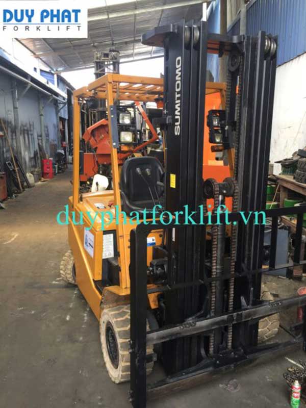Xe Nâng Điện Sumitomo 3 tấn, nâng cao 5 mét, ngồi lái