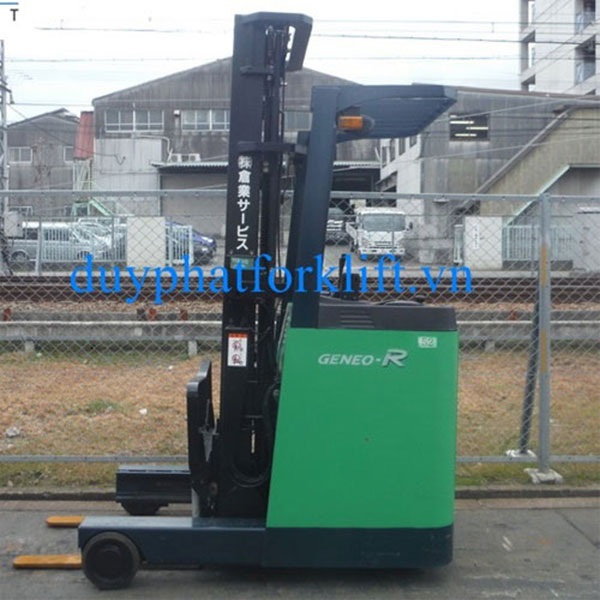 Top 10 dòng xe nâng điện đứng lái cũ tốt nhất hiện nay 8 Xe Nâng Điện đứng lái cũ Toyota nâng cao 4 mét, tải trọng 2.5 tấn