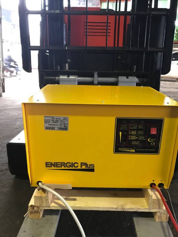Máy sạc bình ắc quy xe nâng chất lượng