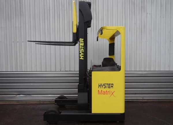 Xe Nâng Điện Hyster 1.6 tấn, nâng cao 7.5 mét, ngồi lái