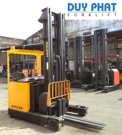 Xe Nâng Điện Hyster 2 tấn, nâng cao 9 mét, ngồi lái