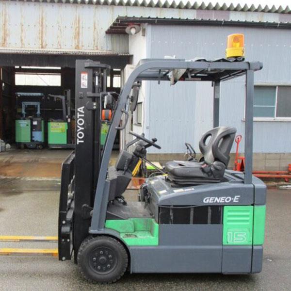 Top 10 mẫu xe nâng điện cũ 1.5 tấn được ưa chuộng nhất hiện nay 11 Xe nâng điện cũ 1.5 tấn Toyota ngồi lái, nâng cao 3 mét