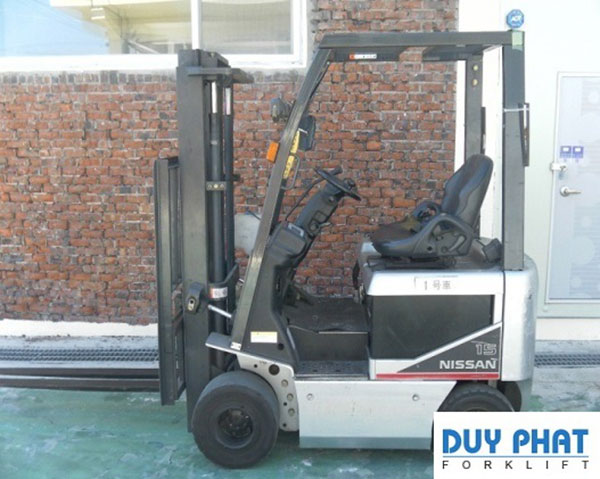 Top 10 mẫu xe nâng điện cũ đứng lái bền bỉ, giá tốt 6 Xe nâng điện cũ đứng lái 1.5 tấn Nissan, nâng cao 3 mét