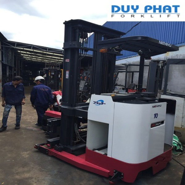 Xe nâng điện cũ 1 tấn Nichiyu đứng lái, nâng cao 4.5 mét