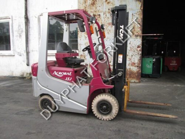 Xe nâng điện cũ 1.5 tấn ngồi lái TCM, nâng cao 3.04 mét