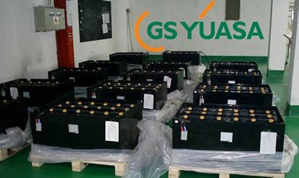 Báo giá top 7 loại bình xe nâng điện ngồi lái chính hãng, chất lượng 2 Bình xe nâng điện ngồi lái GS Yuasa