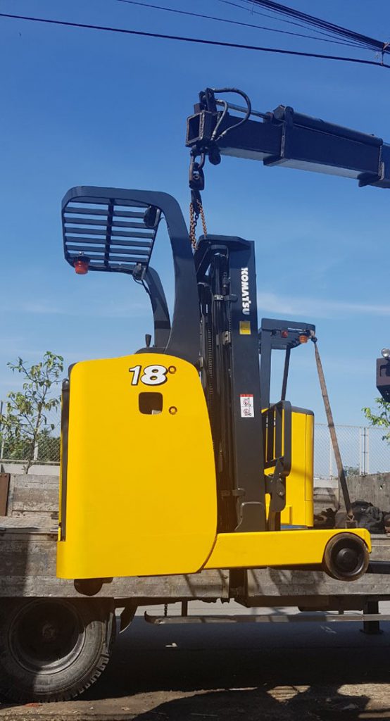 Kích thước xe nâng điện đứng lái phù hợp, tốt nhất 5 Độ rộng trung bình của xe nâng điện đứng lái