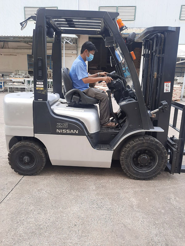 Phân biệt Forklift - Forklift Truck 2 Forklift chất lượng cho nhiều không gian