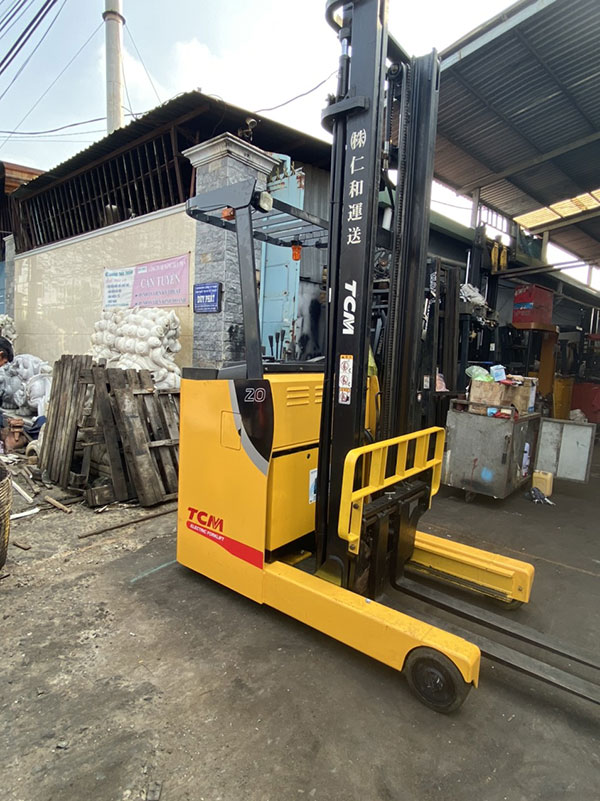 Xe nâng hàng được phát minh như thế nào? 5 Mẫu xe nâng hàng bền bỉ và mang nhiều tiện ích