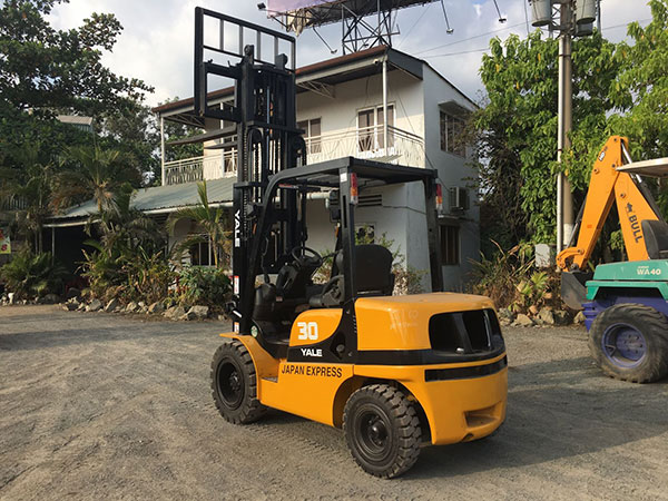Top 10 thương hiệu xe nâng điện 4 bánh chất lượng, đang được ưa chuộng 2021 7 Xe nâng điện 4 bánh thương hiệu Yale