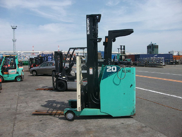 Xe nâng forklift truck là gì? Các loại xe nâng forklift truck phổ biến hiện nay 6 Xe nâng Forklift Truck thương hiệu Sumitomo