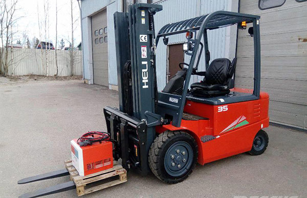 Mẫu xe nâng hàng 3 tấn chính hãng từ thương hiệu Heli