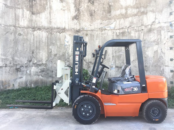Xe nâng hàng 3 tấn thương hiệu Heli bền bỉ