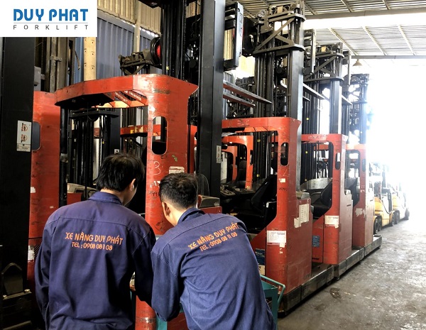 Công ty xe nâng Duy Phát - Chuyên cung cấp xe nâng hàng giá rẻ 1 Cong ty xe nang Duy Phat