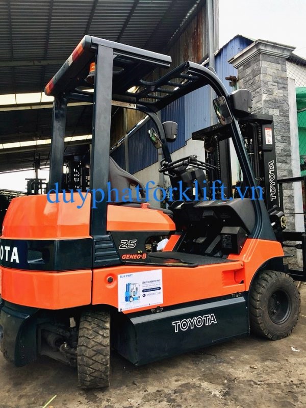 Hiểu rõ các đời xe nâng Toyota để định giá xe nâng chính xác
