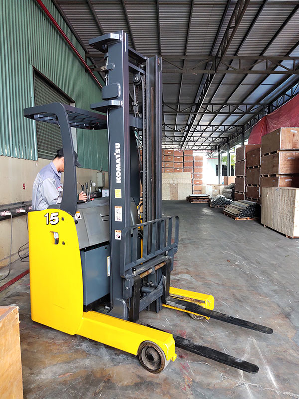 Mẫu xe nâng hàng ấn tượng, đáp ứng tốt tiêu chí bảo vệ môi trường