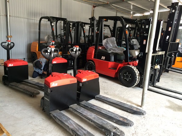 Nơi bán xe nâng tay giá rẻ, chất lượng cao