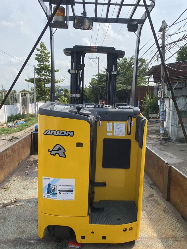 Xe nâng điện là thiết bị vô cùng tiện ích cho đời sống