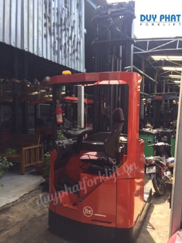 Xe nâng điện Thụy Điển BT RRB3