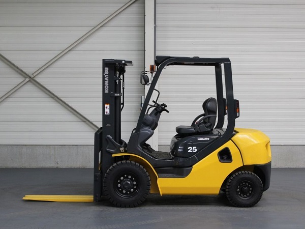 Xe nâng động cơ đốt trong chất lượng cao từ thương hiệu Komatsu