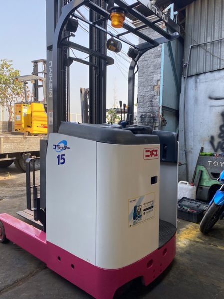 Đại lý xe nâng điện tại TPHCM