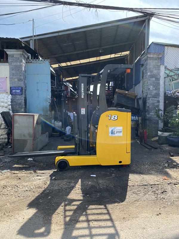 Xe nâng điện được cung cấp chính hãng, giá rẻ bởi Duy Phát Forklift