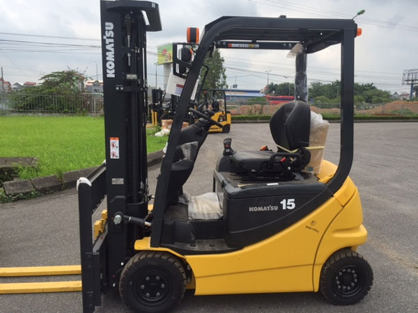 Xe nâng điện từ thương hiệu Komatsu