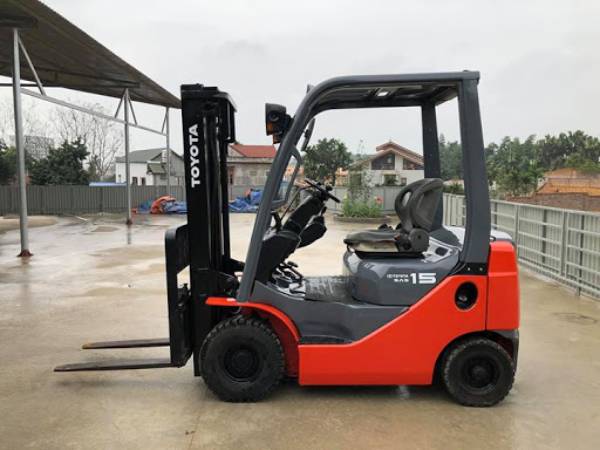 Xe nâng điện từ thương hiệu Toyota