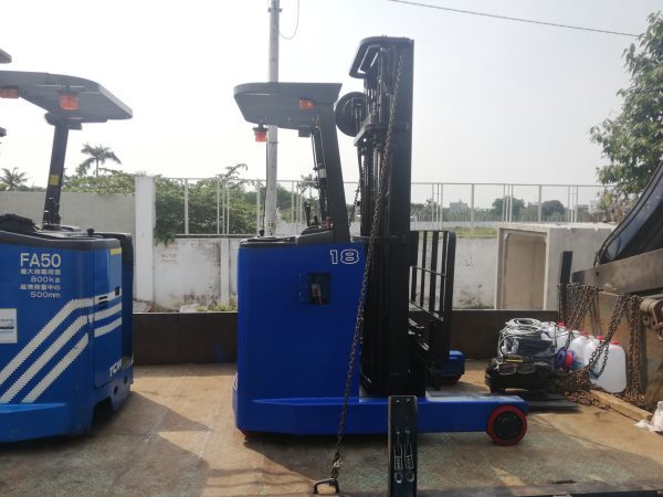 Xe nâng điện TCM 1.8T-6M