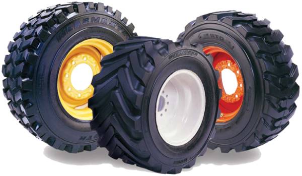 Sử dụng bánh xe nâng điện cao su giúp quá trình xe nâng di chuyển nhanh chóng, êm ái
