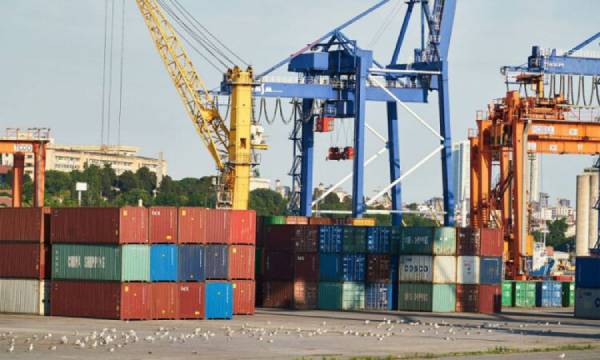 Quy trình công nghệ xếp dỡ hàng container 1 Xếp dỡ hàng hóa tại các bến tàu, bến cảng