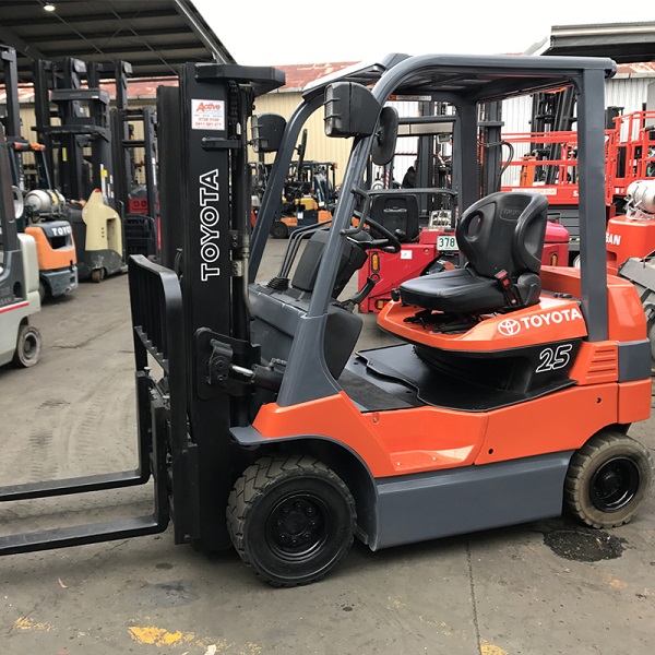 Quy trình vận hành xe nâng điện Toyota